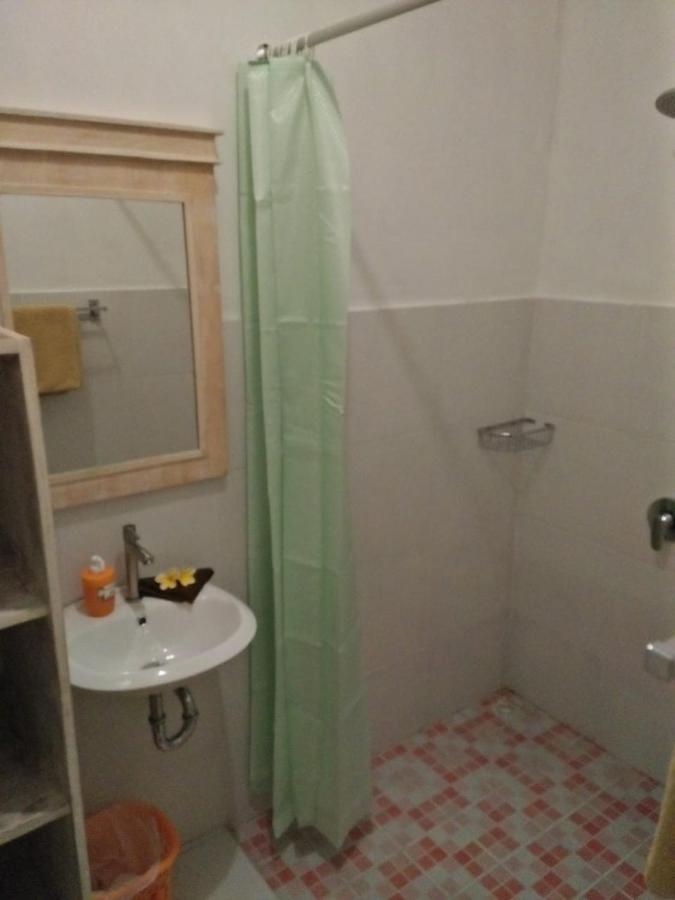 Pondok Ayu Homestay Canggu Esterno foto