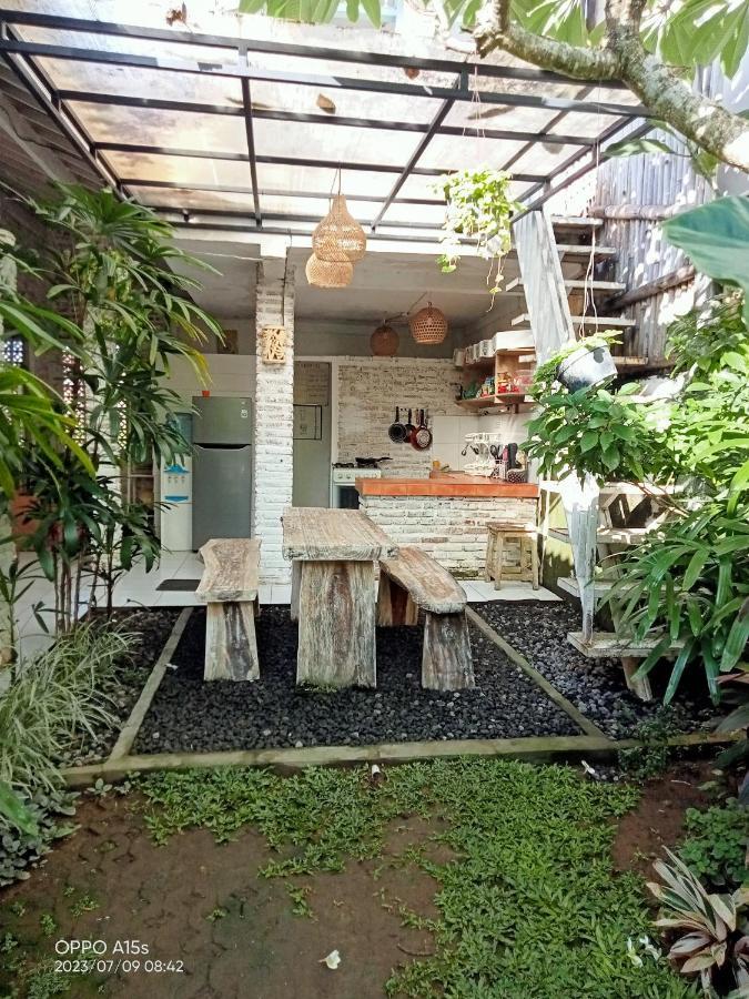 Pondok Ayu Homestay Canggu Esterno foto