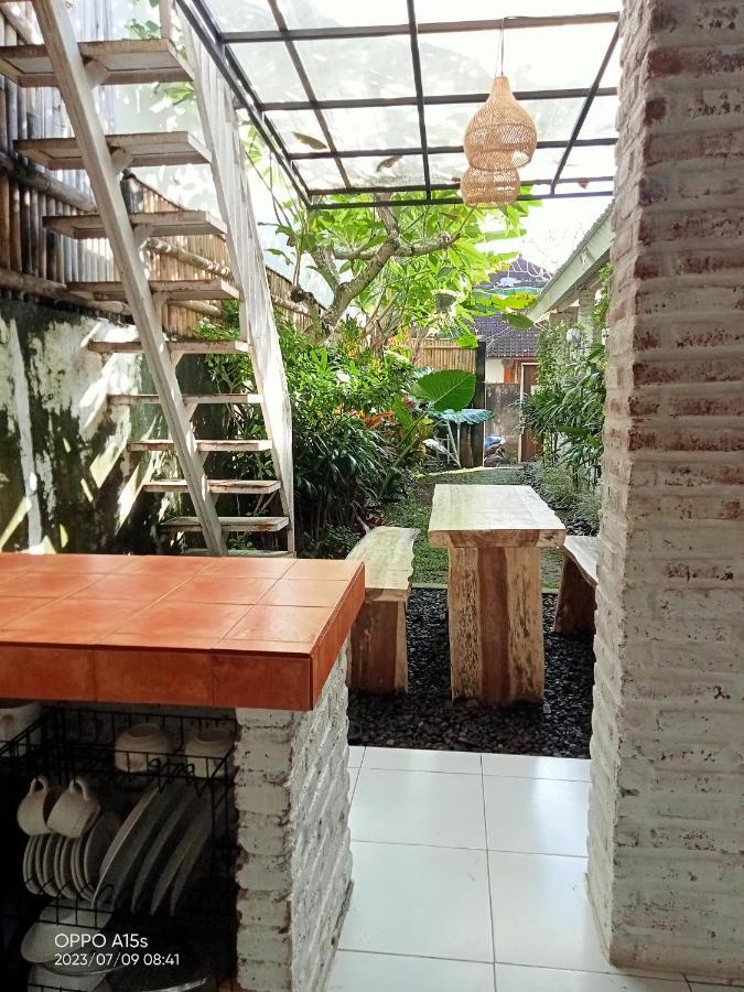 Pondok Ayu Homestay Canggu Esterno foto
