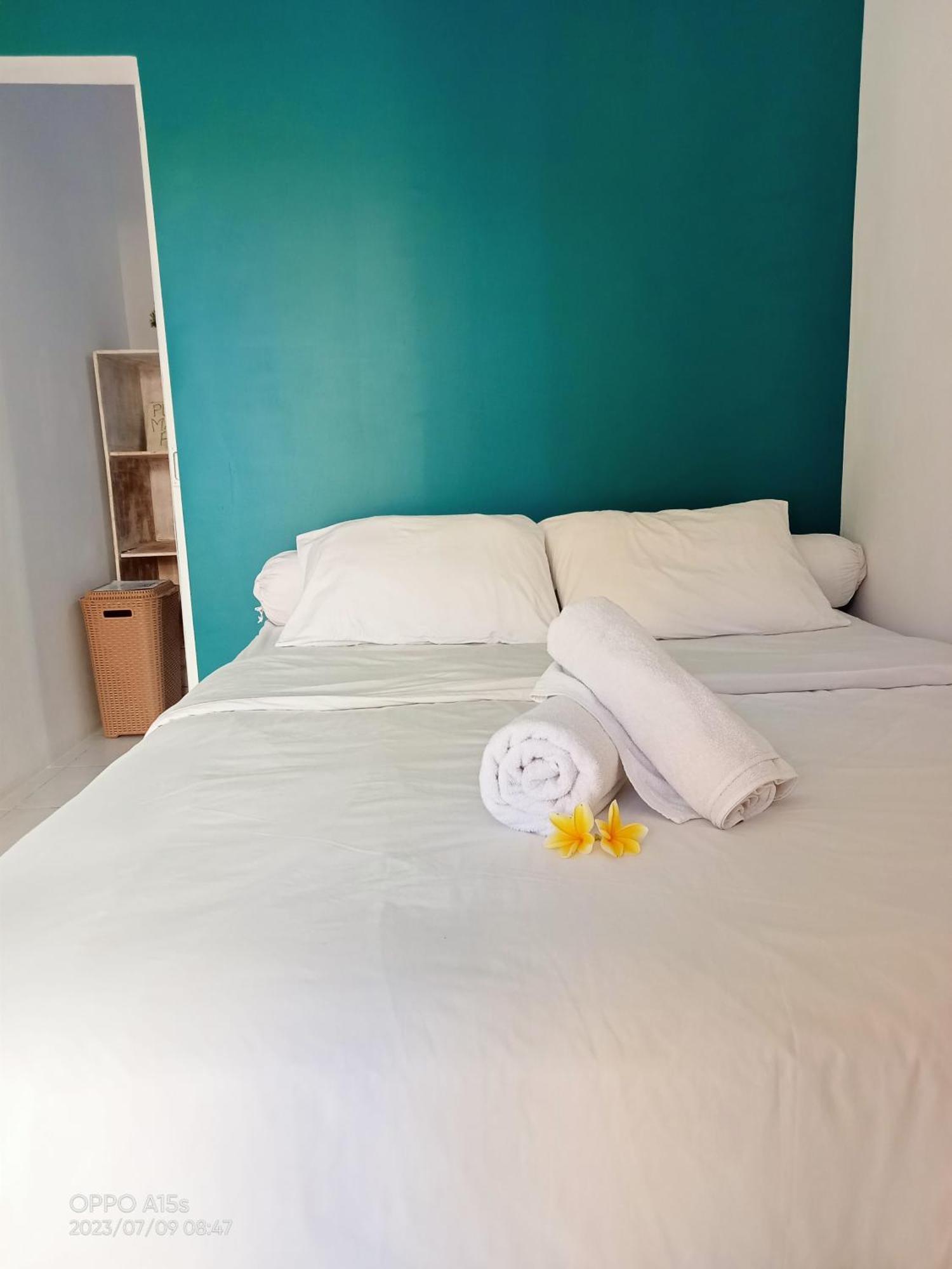 Pondok Ayu Homestay Canggu Esterno foto